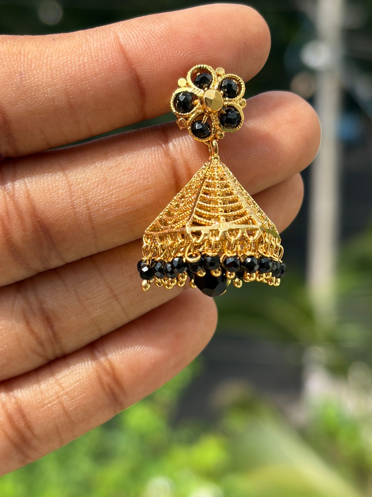 Crystal black beads jimmiki